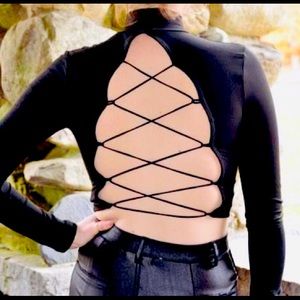 Cross-cross back crop top